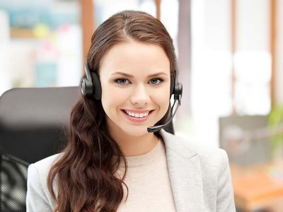 Dame mit Headset